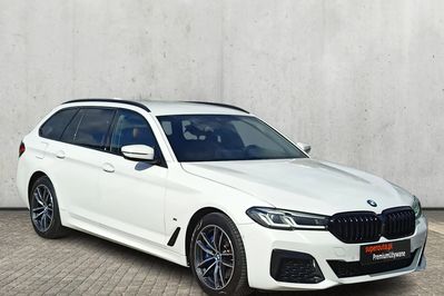 BMW Seria 5 530e xDrive M Sport sport-aut