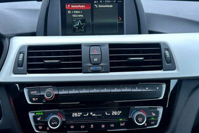 BMW Seria 3 Gran Turismo 320i Advantage