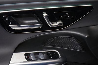 Mercedes E Klasa 220 d 4-Matic AMG