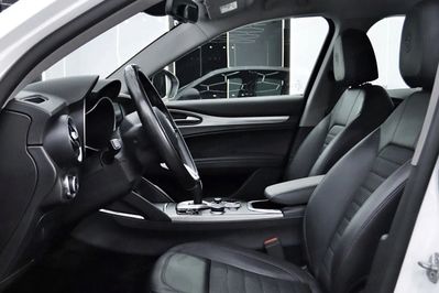 Alfa Romeo Stelvio 2.0 Turbo Sprint Q4 aut