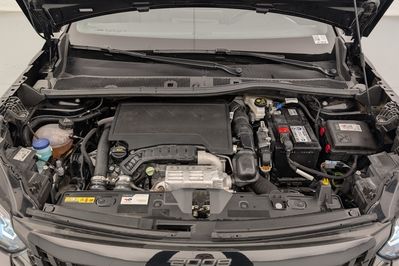 Peugeot 2008 ALLURE 1.2 PureTech