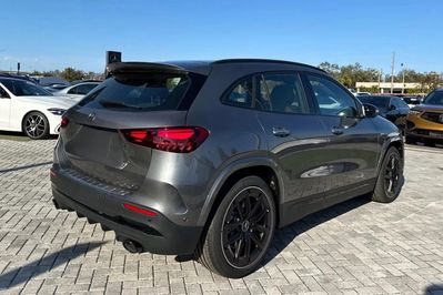Mercedes GLA AMG 35 4-Matic