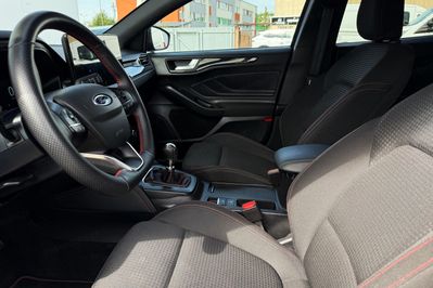 Ford Focus 1.0 EcoBoost ST-Line X
