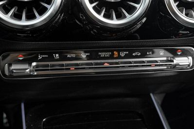 Mercedes EQA 250 66.5kWh AMG Line