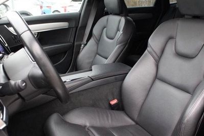 Volvo V90 B4 D Momentum