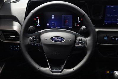 Ford Tourneo Courier Titanium A7