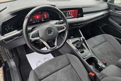 Volkswagen Golf VIII 1.5 TSI EVO Style