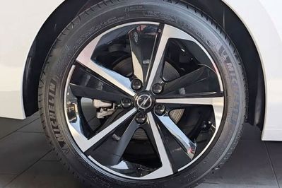 Opel Astra VI  GS aut 1.2 T