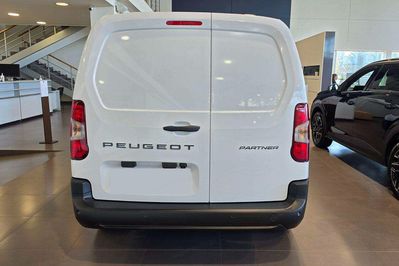 Peugeot Partner Van L2 EAT8 Zabudowa Brygadowa
