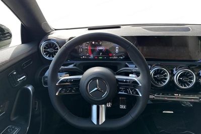 Mercedes CLA 200 AMG Line