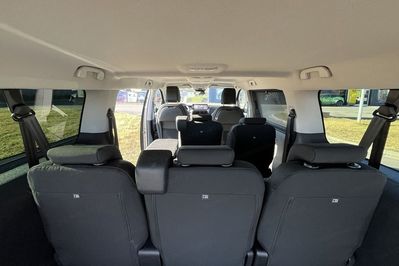 Peugeot Traveller Long L2H1 Business EAT8