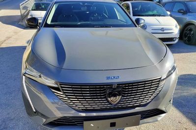 Peugeot 308 Allure EAT8 1.5 BlueHDi