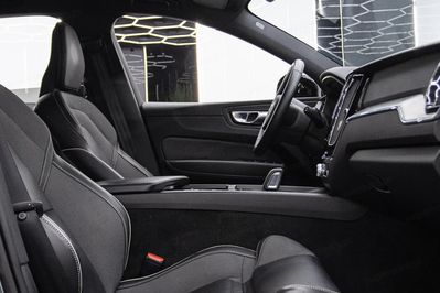 Volvo XC60 B5 D AWD R-Design aut