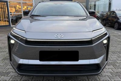Toyota bZ4X Style EV