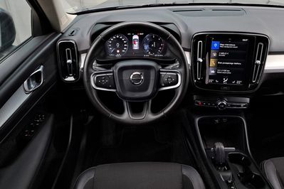 Volvo XC40 D3 AWD Momentum
