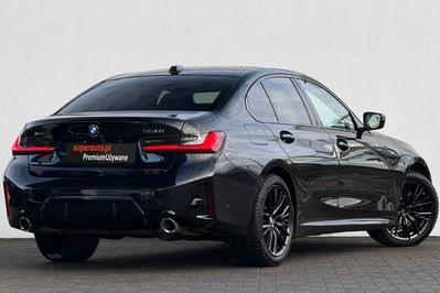 BMW Seria 3 330i xDrive M Sport