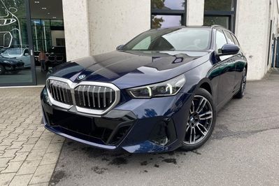 BMW Seria 5 Touring 540d xDrive M Sport