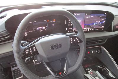 Audi Q5 TDI quattro S line Sportback
