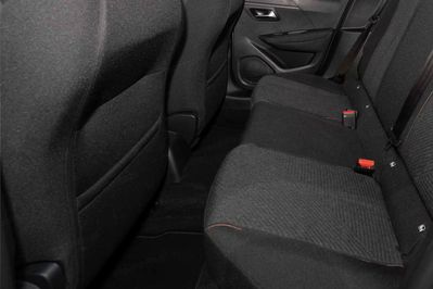 Peugeot 208 Edition e-DCS6 1.2 mHEV