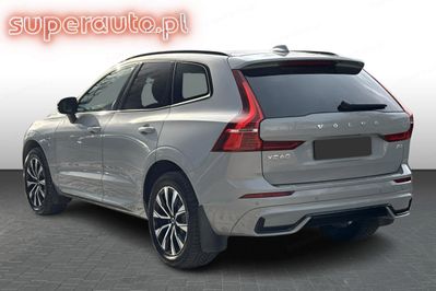 Volvo XC60 B4 B Plus Dark