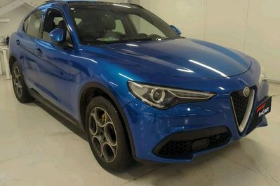Alfa Romeo Stelvio Turbo Executive Q4