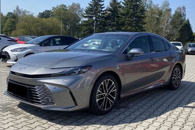 Toyota Camry Executive 2.5 Hybrid Dynamic Force
