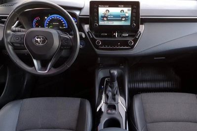 Toyota Corolla 2.0 Hybrid