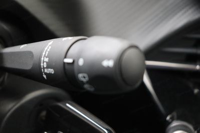 Peugeot 2008 STYLE 1.2 Turbo