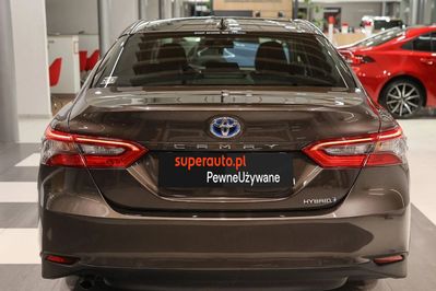 Toyota Camry 2.5 Hybrid Prestige Cvt