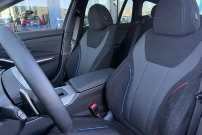 BMW Seria 3 Touring 330i xDrive M Sport