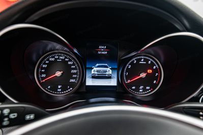 Mercedes Klasa C C 300 2.0  9G-TRONIC