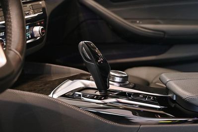BMW Seria 5 540i xDrive Luxury Line