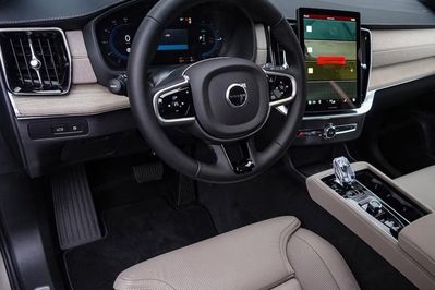 Volvo XC90 B5 AWD Ultra Bright 7os