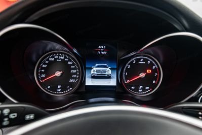 Mercedes Klasa C C 300 2.0  9G-TRONIC