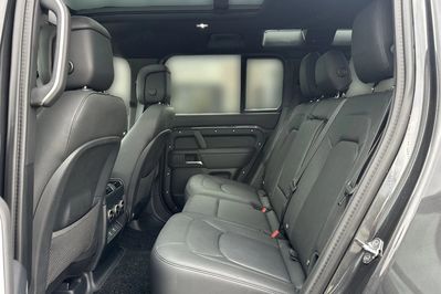 Land Rover Defender 110 3.0 D250 mHEV X-Dynamic HSE