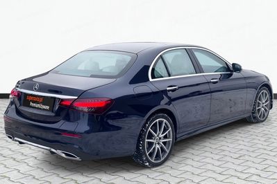 Mercedes Klasa E 300 de Exclusive