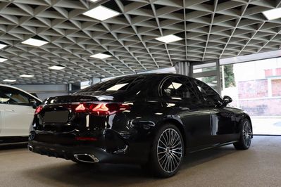 Mercedes E Klasa 220 d  4-Matic AMG