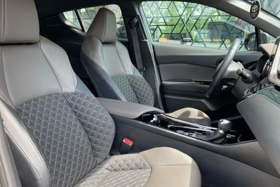 Toyota C-HR 1.8 Hybrid Executive