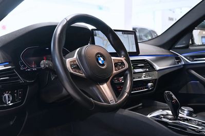 BMW Seria 5 520d xDrive M Sport