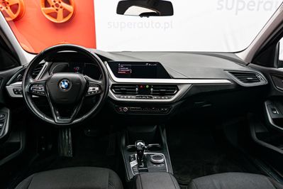BMW Seria 1 118i Advantage aut