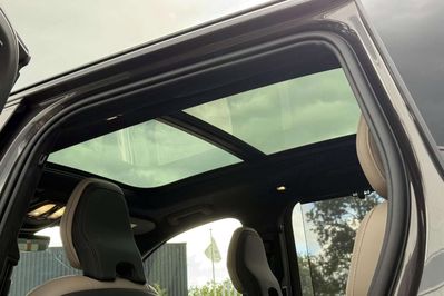 Volvo XC90 B5 AWD Ultra Dark