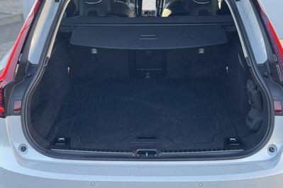 Volvo V90 T6 AWD Plug-In Hybrid Plus Dark aut