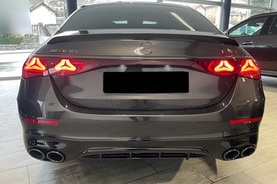 Mercedes Klasa E AMG 53  4Matic+ Hybrid