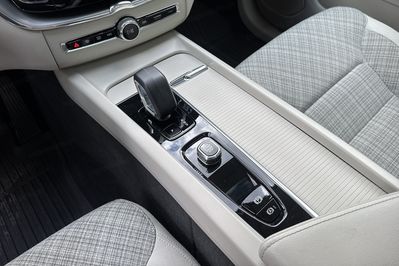 Volvo XC60 T6 Plug-In Hybrid AWD Core