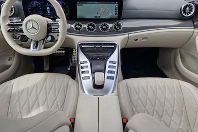 Mercedes AMG GT 43 4-Matic+