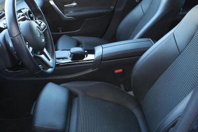 Mercedes CLA 200 d Progressive 8G-DCT