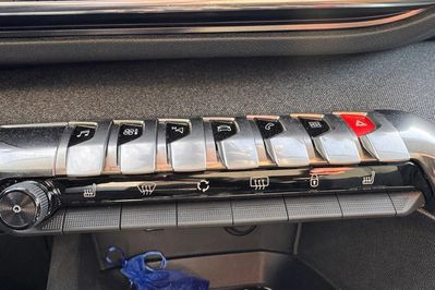 Peugeot 3008 1.2 PureTech Allure Pack S&S EAT8