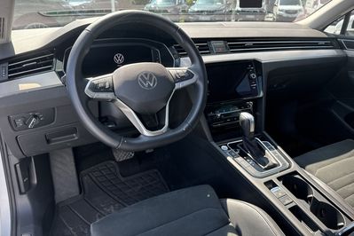 Volkswagen Passat Elegance 1.5 TSI EVO  DSG