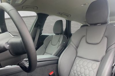 Volvo XC60 B5 B AWD Plus Bright