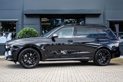BMW X7 M60i xDrive
